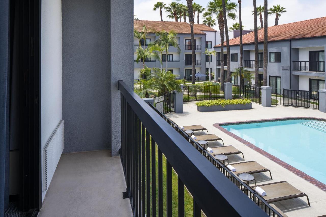 Courtyard By Marriott Los Angeles Hacienda Heights Orange County Exterior foto
